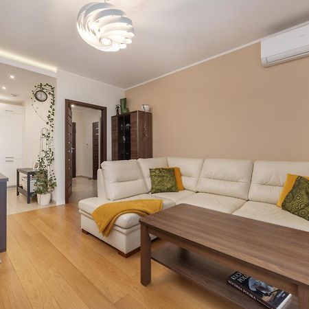 Comfortable Apartment Krakowska Wroclaw With Free Parking By Noclegi Renters Екстериор снимка