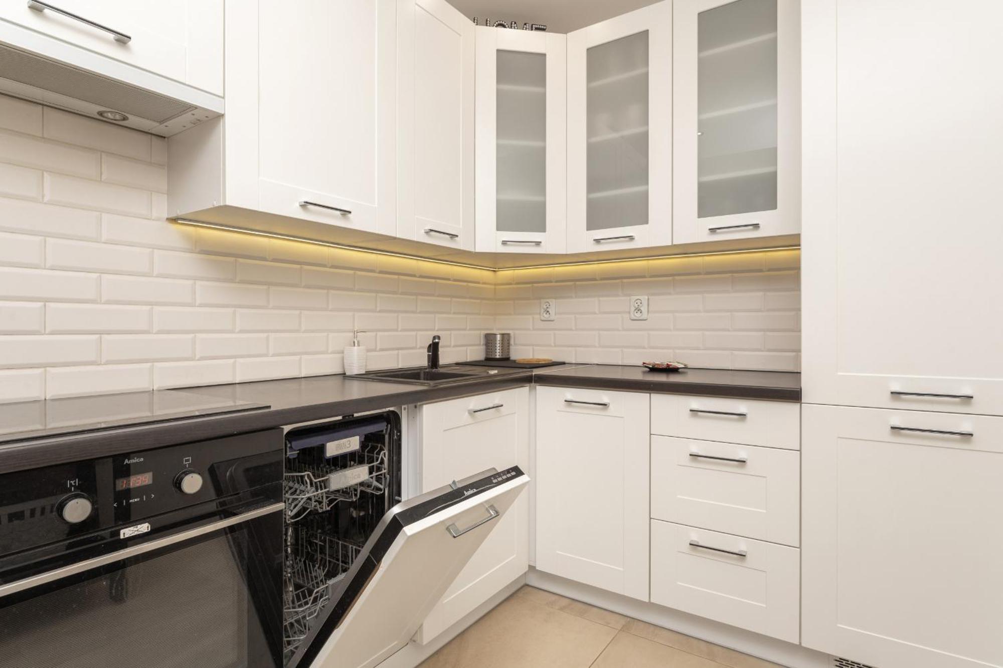 Comfortable Apartment Krakowska Wroclaw With Free Parking By Noclegi Renters Екстериор снимка
